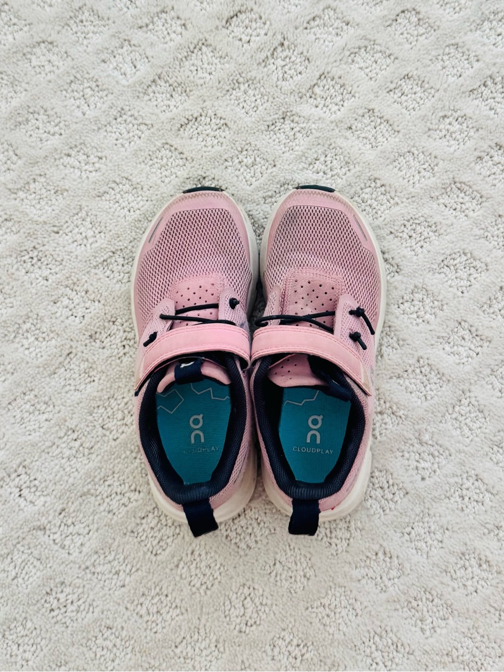 On Running Kids Pink Cloudplay Sneakers. Size 10.5